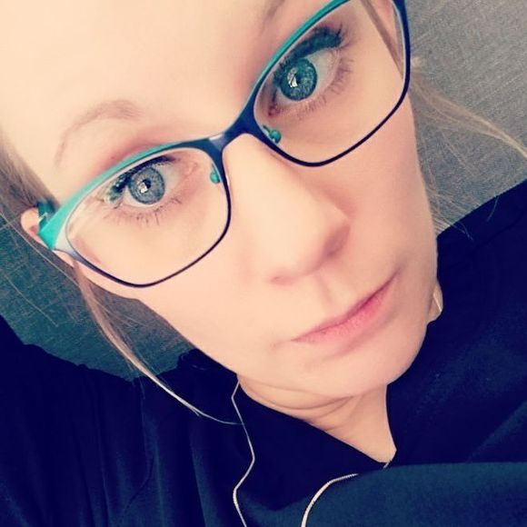 Meet the Posher Other - Meet your Posher, Francine